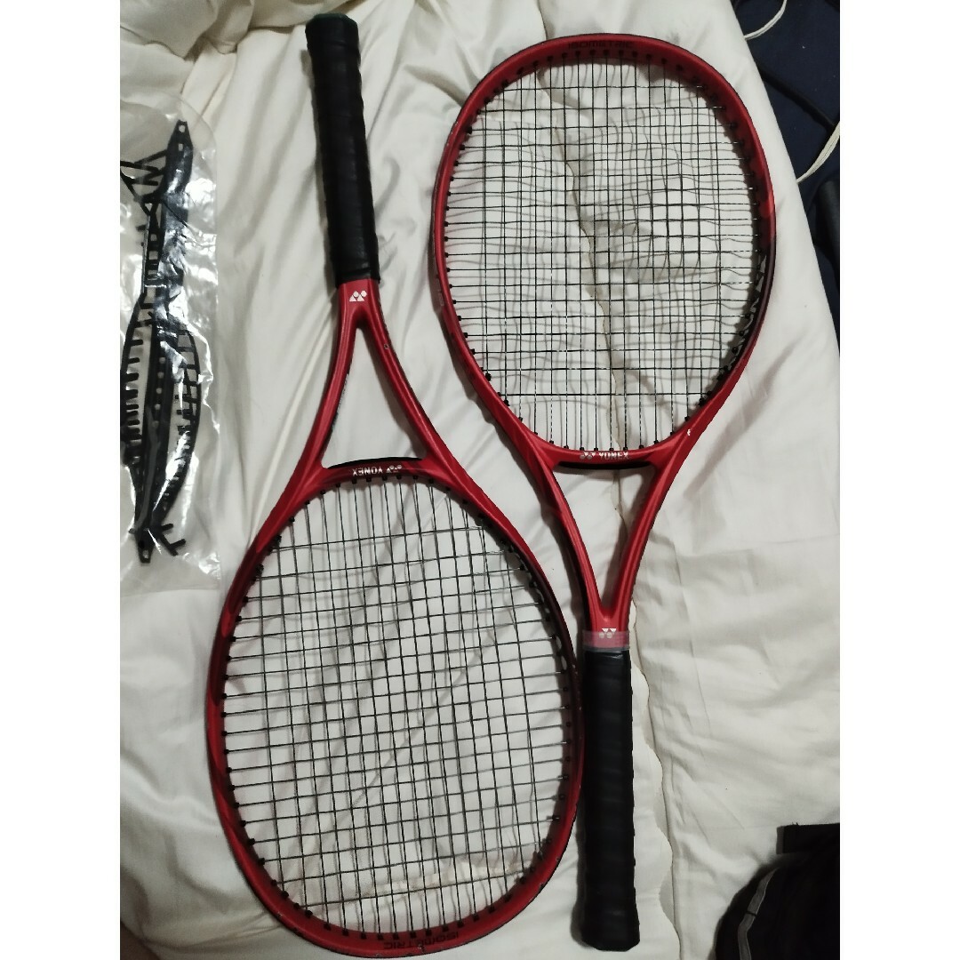 YONEX Vcore 98 2本セット 新品グロメット付き YONEX Vcore 98 2本セット 新品グロメット付き
