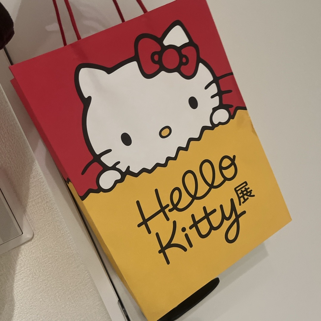 ハローキティ - ハローキティ展の紙袋の通販 by さな's shop ハローキティ - ハローキティ展の紙袋の通販 by さな's shop