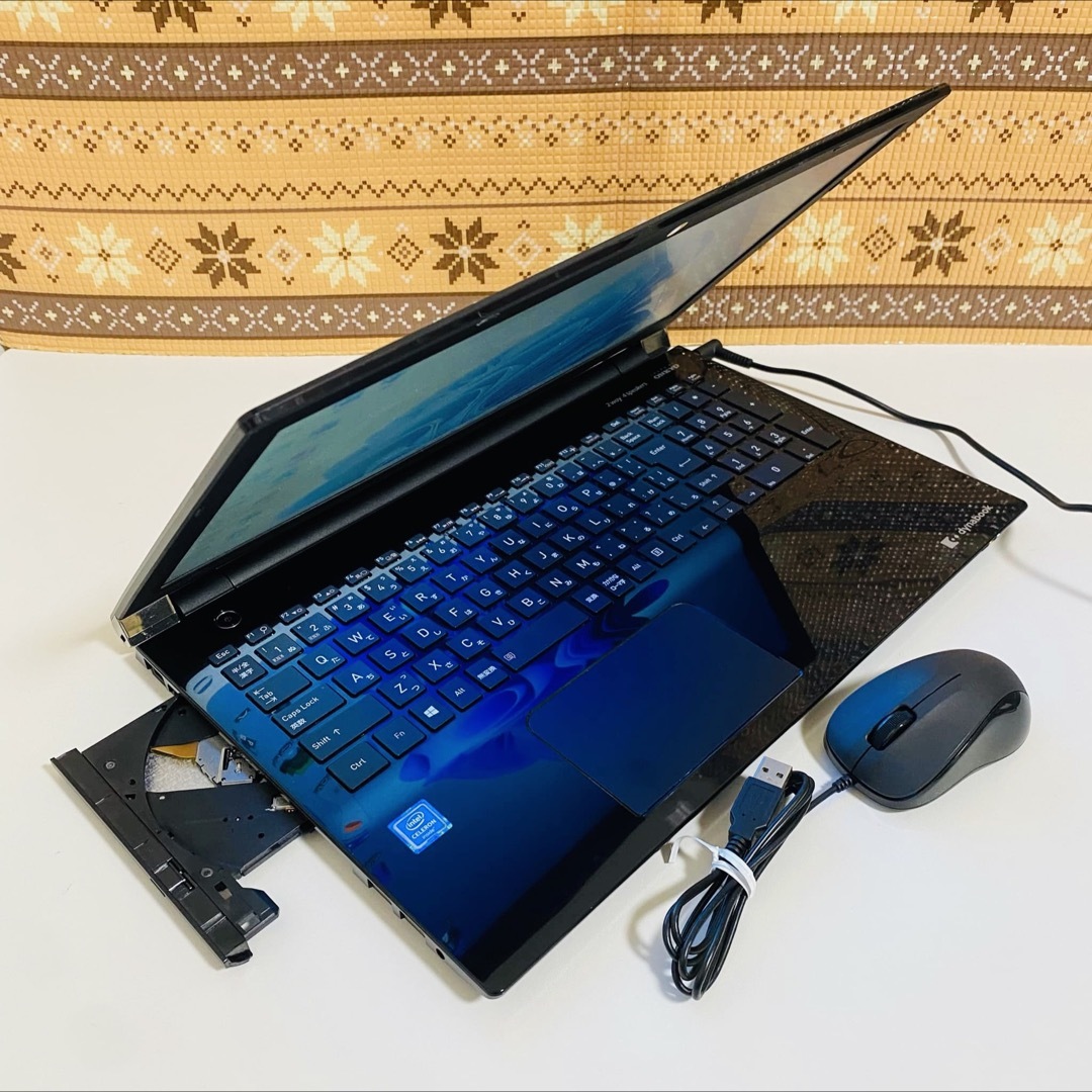 Y348 TOSHIBAノートパソコンSSD WebカメラWindows11 Y348 TOSHIBAノートパソコンSSD WebカメラWindows11