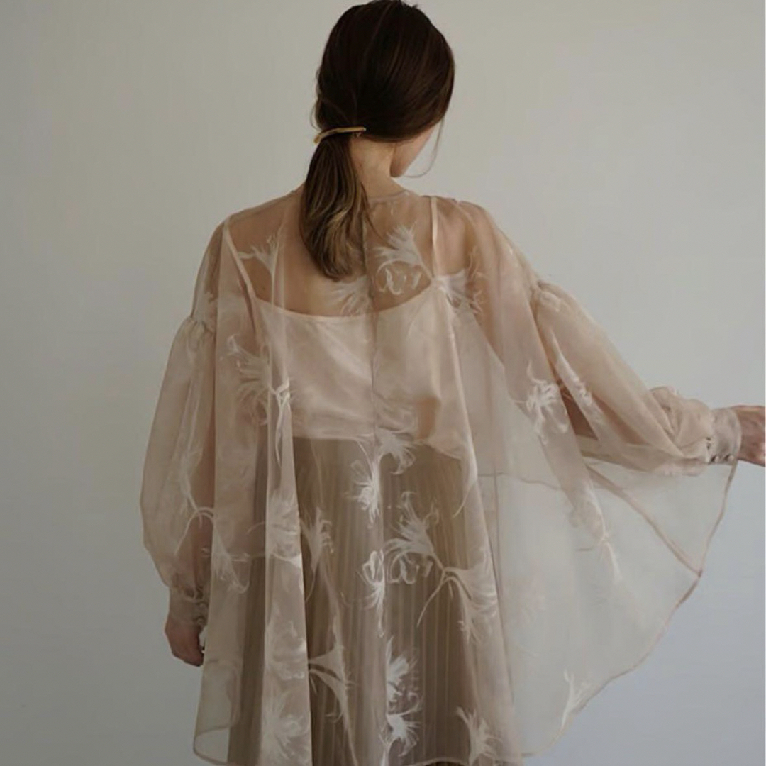 Acka sheer over flare blouse ※限定セール Acka sheer over flare blouse ※限定セール