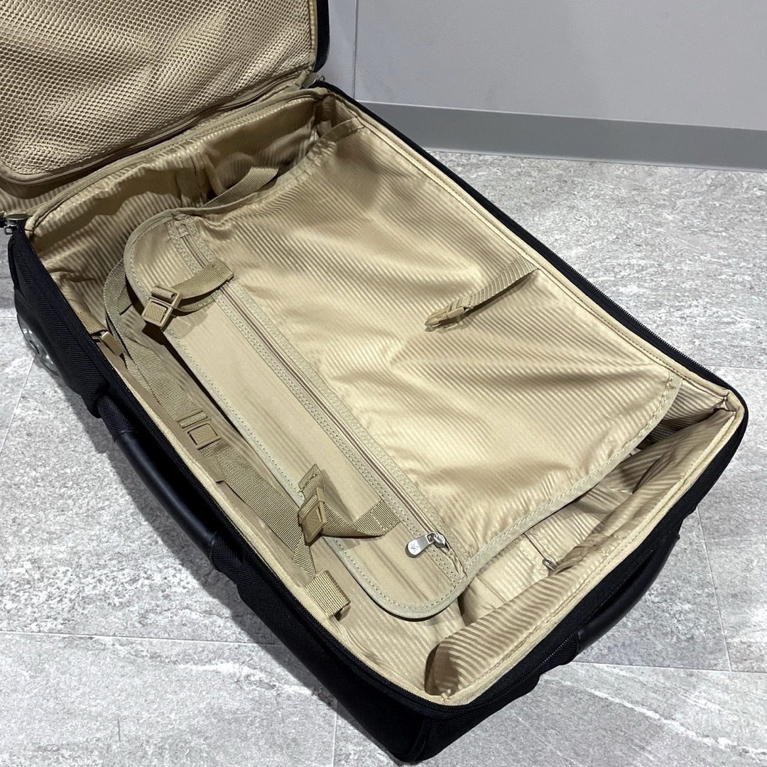 JAL(日本航空) - JAL キャリーケース スーツケース 2輪 ブラック JAL(日本航空) - JAL キャリーケース スーツケース 2輪 ブラック