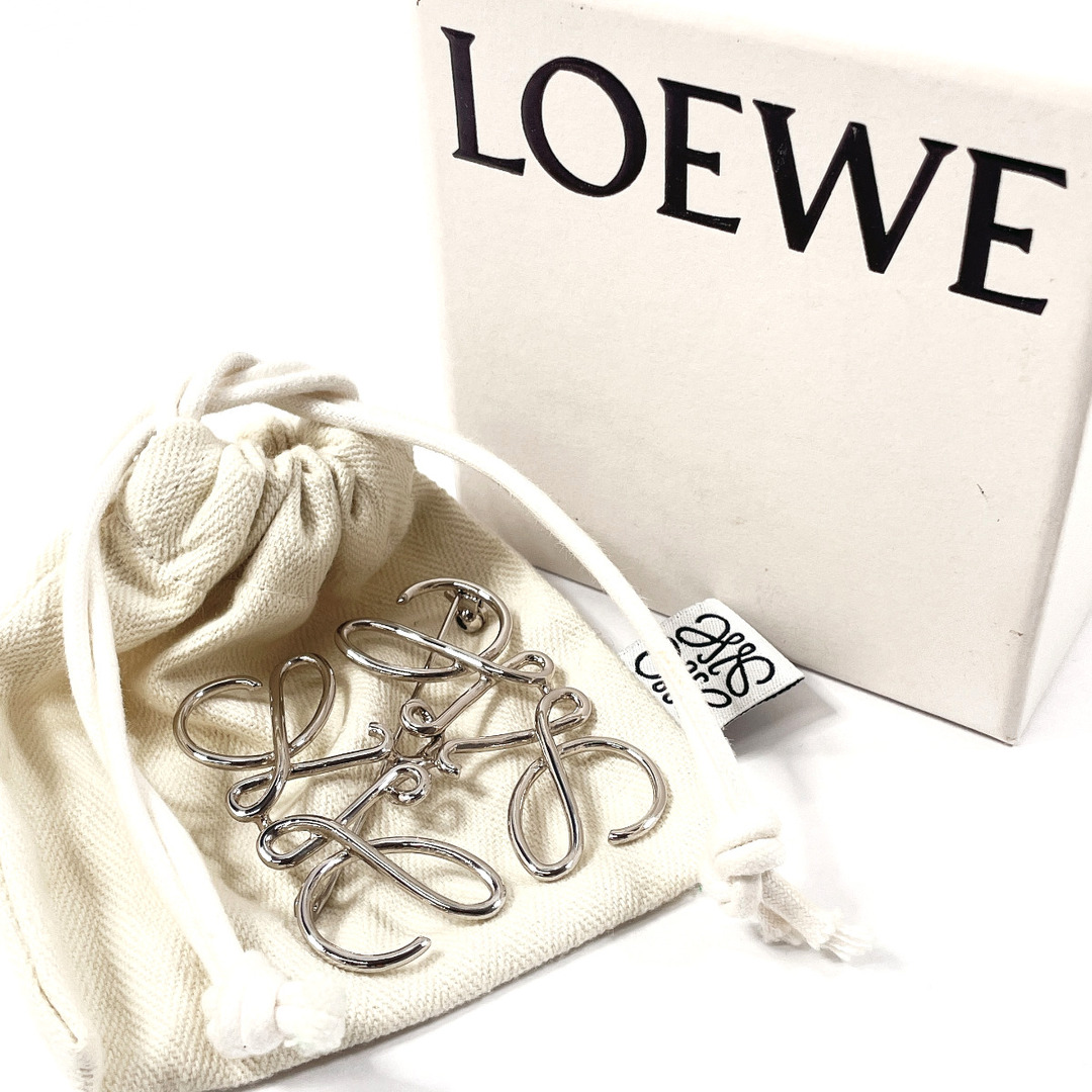 LOEWE ロエベ アナグラムブローチ メタル 押し退け ゴールド LOEWE ロエベ アナグラムブローチ メタル 押し退け ゴールド