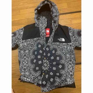 Supreme(マウンテンパーカー)のフリマアイテム一覧 Supreme(マウンテンパーカー)のフリマアイテム一覧