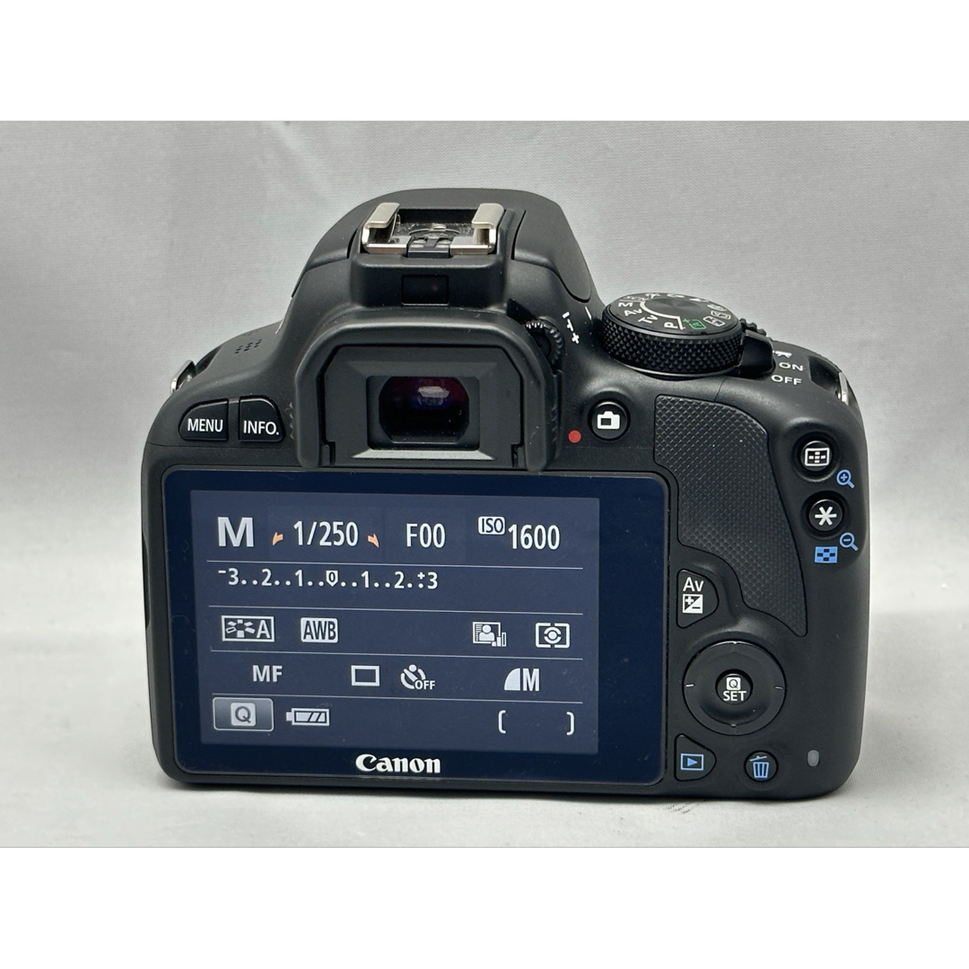 極美品!Canon EOS Kiss X7 ズームレンズセット 極美品!Canon EOS Kiss X7 ズームレンズセット