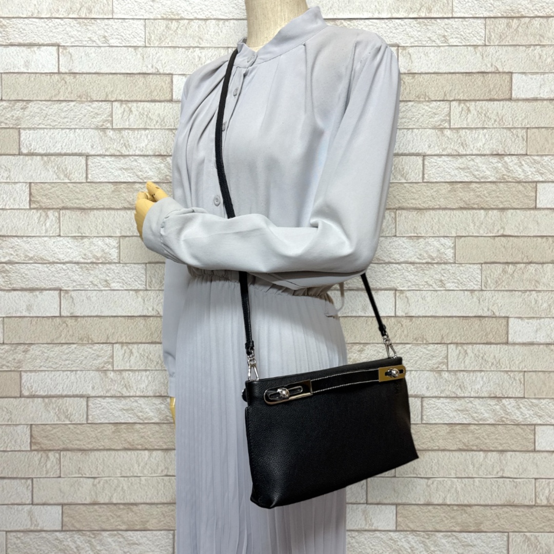 ロエベ ミッシースモール ショルダーバッグ レザー 327.12KS28 ロエベ ミッシースモール ショルダーバッグ レザー 327.12KS28