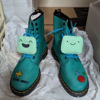 Dr.Martens(パープル/紫色系)のフリマアイテム一覧 Dr.Martens(パープル/紫色系)のフリマアイテム一覧