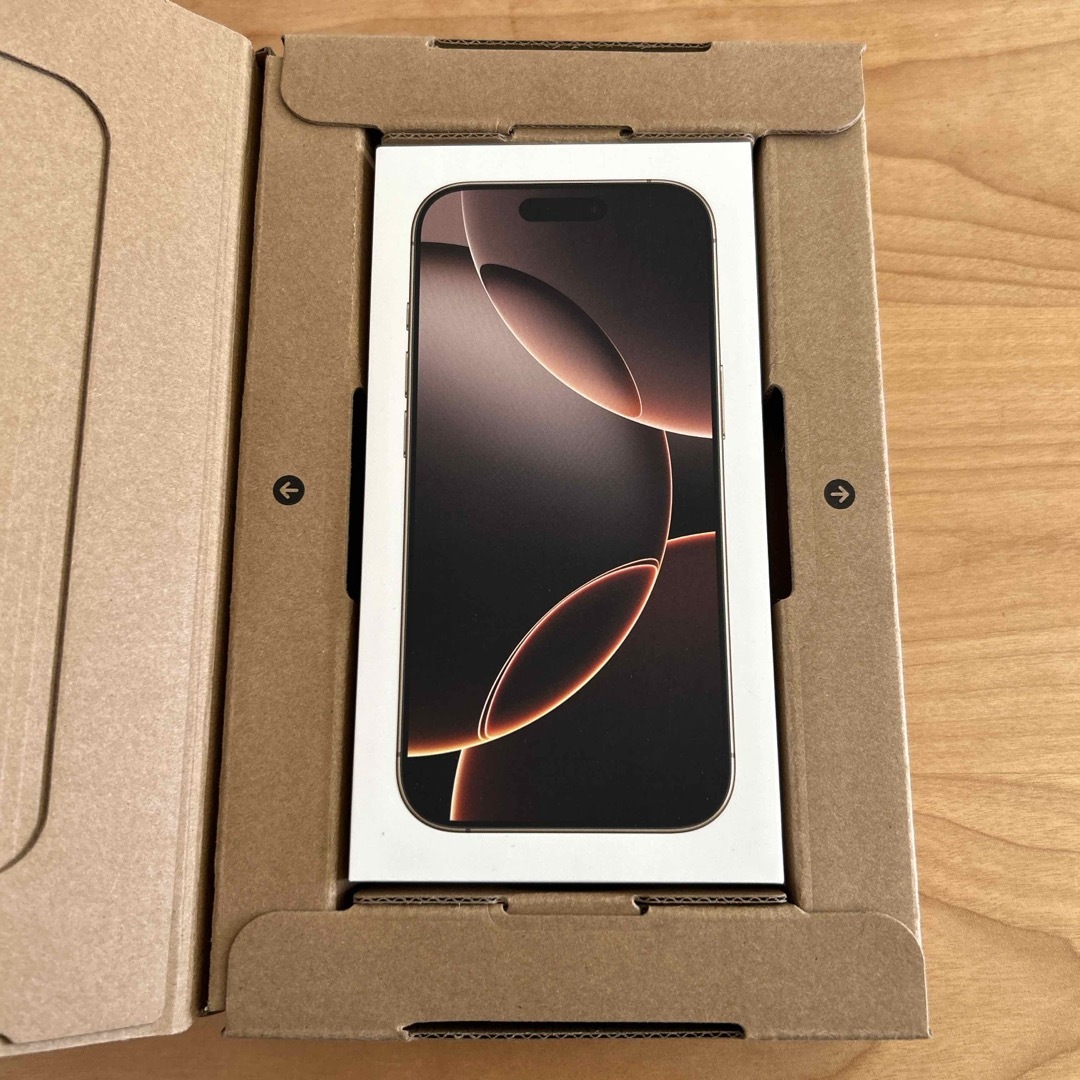 iPhone 16 Pro SIMフリー 128GB デザートチタニウム iPhone 16 Pro SIMフリー 128GB デザートチタニウム