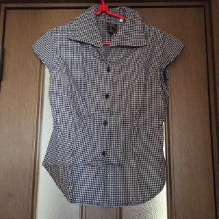 ヴィヴィアンウエストウッド(Vivienne Westwood)のひか〜み様専用ヴィヴィアン半袖シャツ 2枚(シャツ/ブラウス(半袖/袖なし))