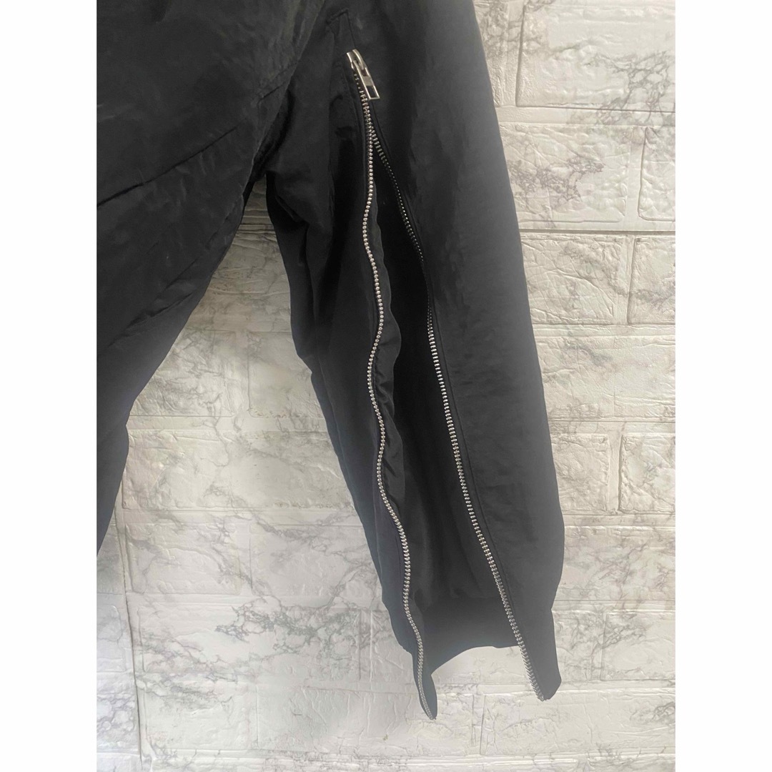 ZARA - ZARA オーバーサイズナイロンボンバージャケット MA-1 ZARA - ZARA オーバーサイズナイロンボンバージャケット MA-1