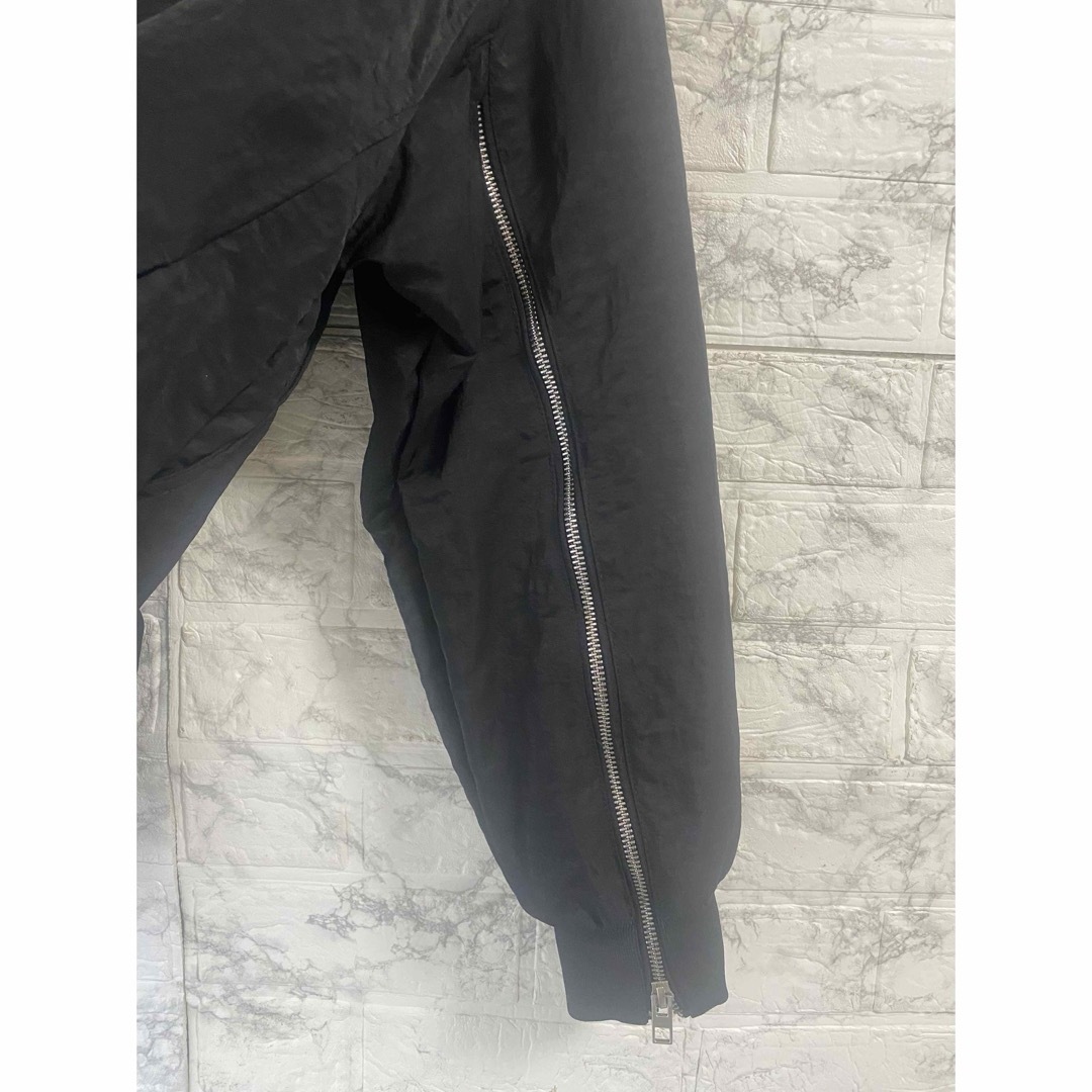 ZARA - ZARA オーバーサイズナイロンボンバージャケット MA-1 ZARA - ZARA オーバーサイズナイロンボンバージャケット MA-1