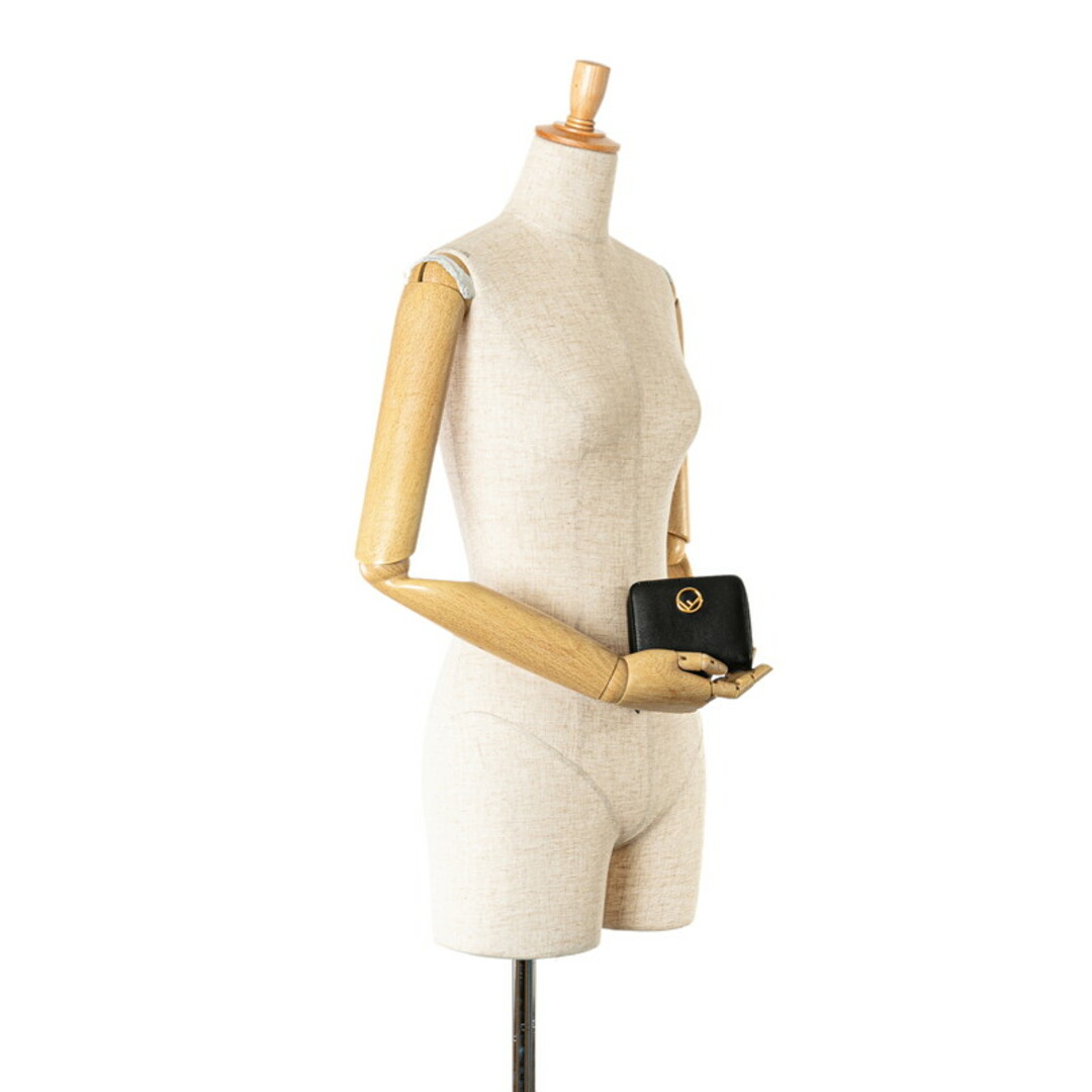 FENDI - フェンディ ロゴ 二つ折り財布 レザー レディース FENDI FENDI - フェンディ ロゴ 二つ折り財布 レザー レディース FENDI