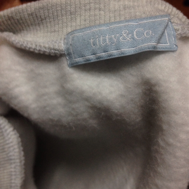 titty&co(ティティアンドコー)のtitty&coスエット@最終値下げ レディースのトップス(トレーナー/スウェット)の商品写真