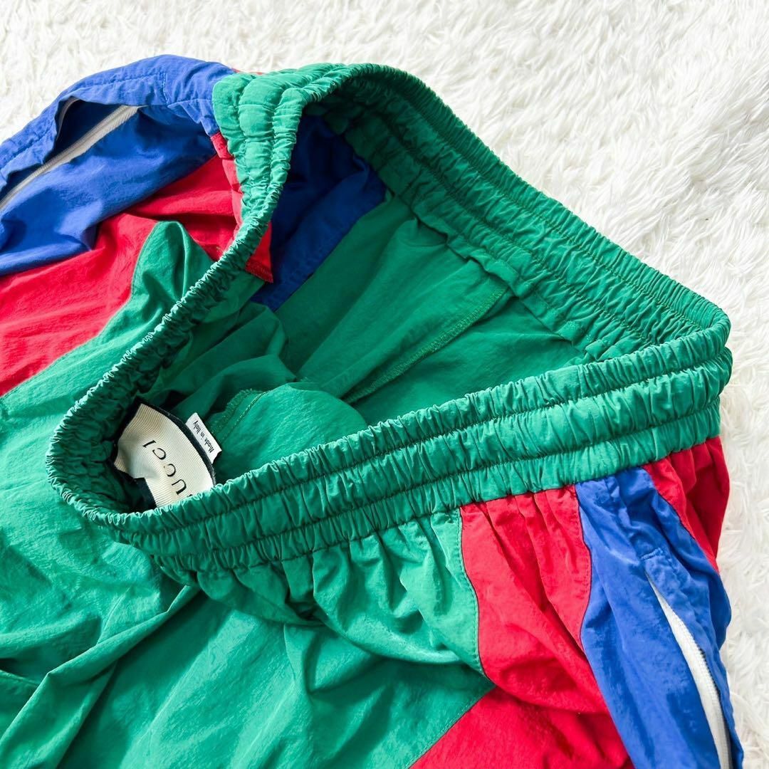 GUCCI - 美品 GUCCI グッチ ナイロンパンツ Mステ 岸くん着用 GUCCI - 美品 GUCCI グッチ ナイロンパンツ Mステ 岸くん着用