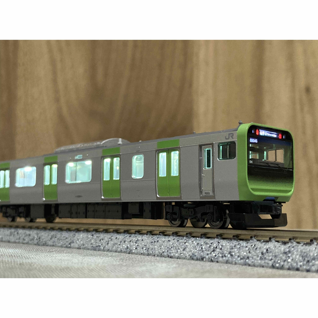 室内灯付き・限定品】TOMIX 98984 山手線E235系セット 室内灯付き・限定品】TOMIX 98984 山手線E235系セット