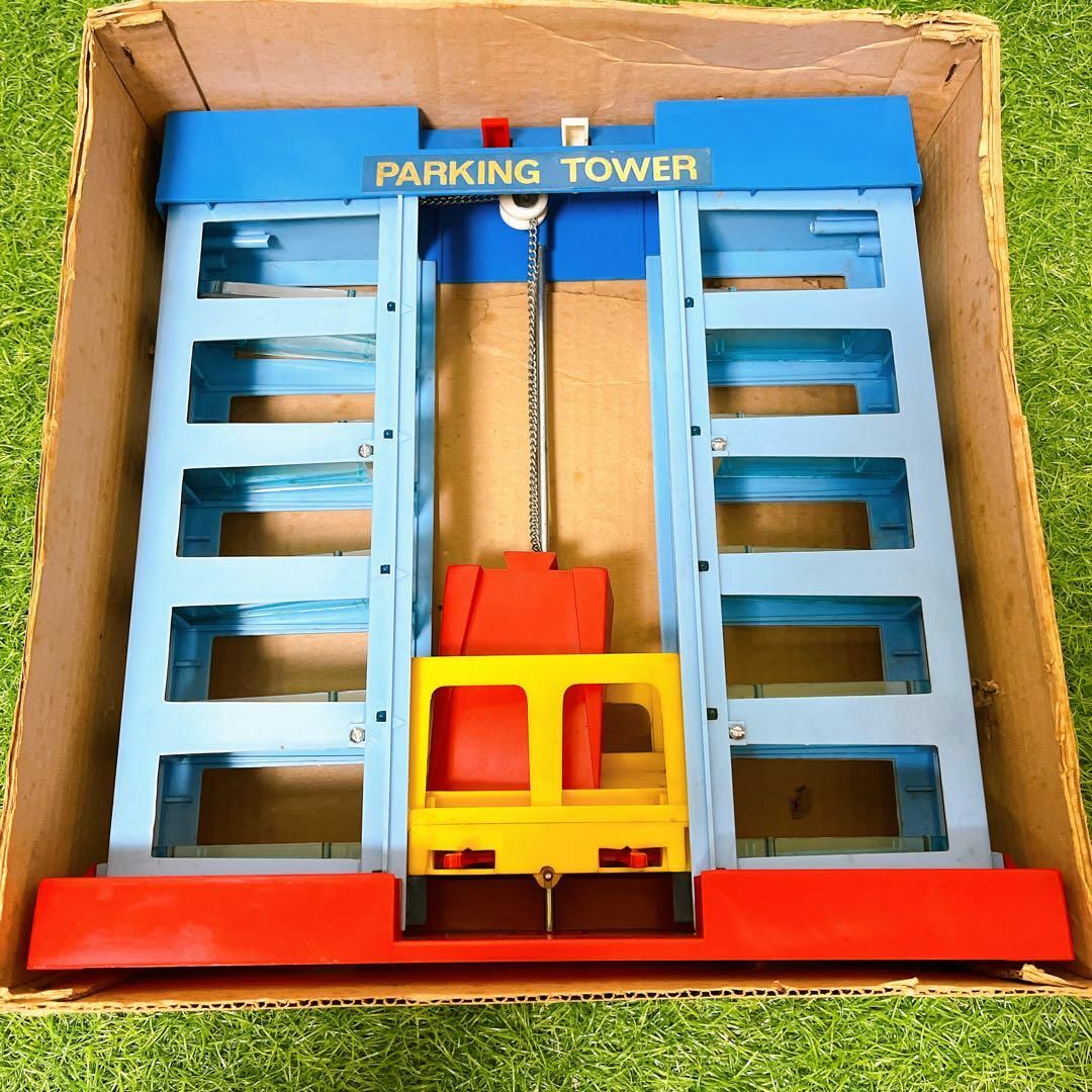 トミー タカラトミー トミカ ワールドシリーズ パーキングタワー トミー タカラトミー トミカ ワールドシリーズ パーキングタワー