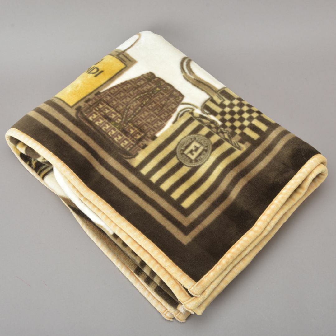 FENDI - 美品◇FENDI フェンディ バッグ柄 ブランケット 100×140 FENDI - 美品◇FENDI フェンディ バッグ柄 ブランケット 100×140