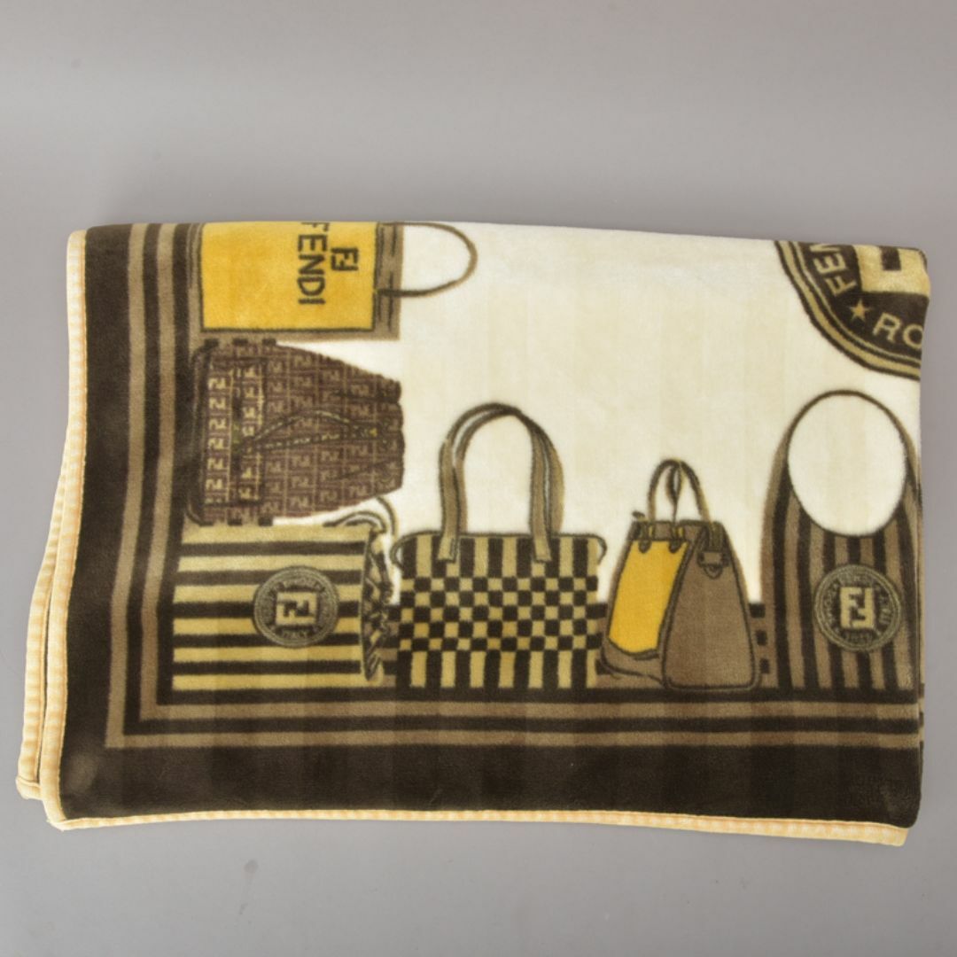 FENDI - 美品◇FENDI フェンディ バッグ柄 ブランケット 100×140 FENDI - 美品◇FENDI フェンディ バッグ柄 ブランケット 100×140