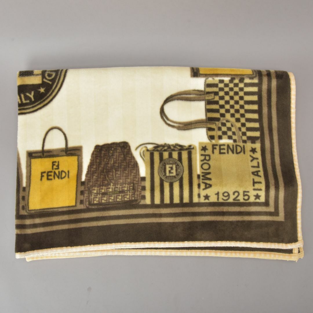 FENDI - 美品◇FENDI フェンディ バッグ柄 ブランケット 100×140 FENDI - 美品◇FENDI フェンディ バッグ柄 ブランケット 100×140