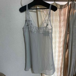 Chut! INTIMATES - シュット ランジェリー キャミソール サテン Chut! INTIMATES - シュット ランジェリー キャミソール サテン