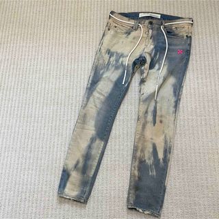 Off-White(デニム/ジーンズ)のフリマアイテム一覧 Off-White(デニム/ジーンズ)のフリマアイテム一覧