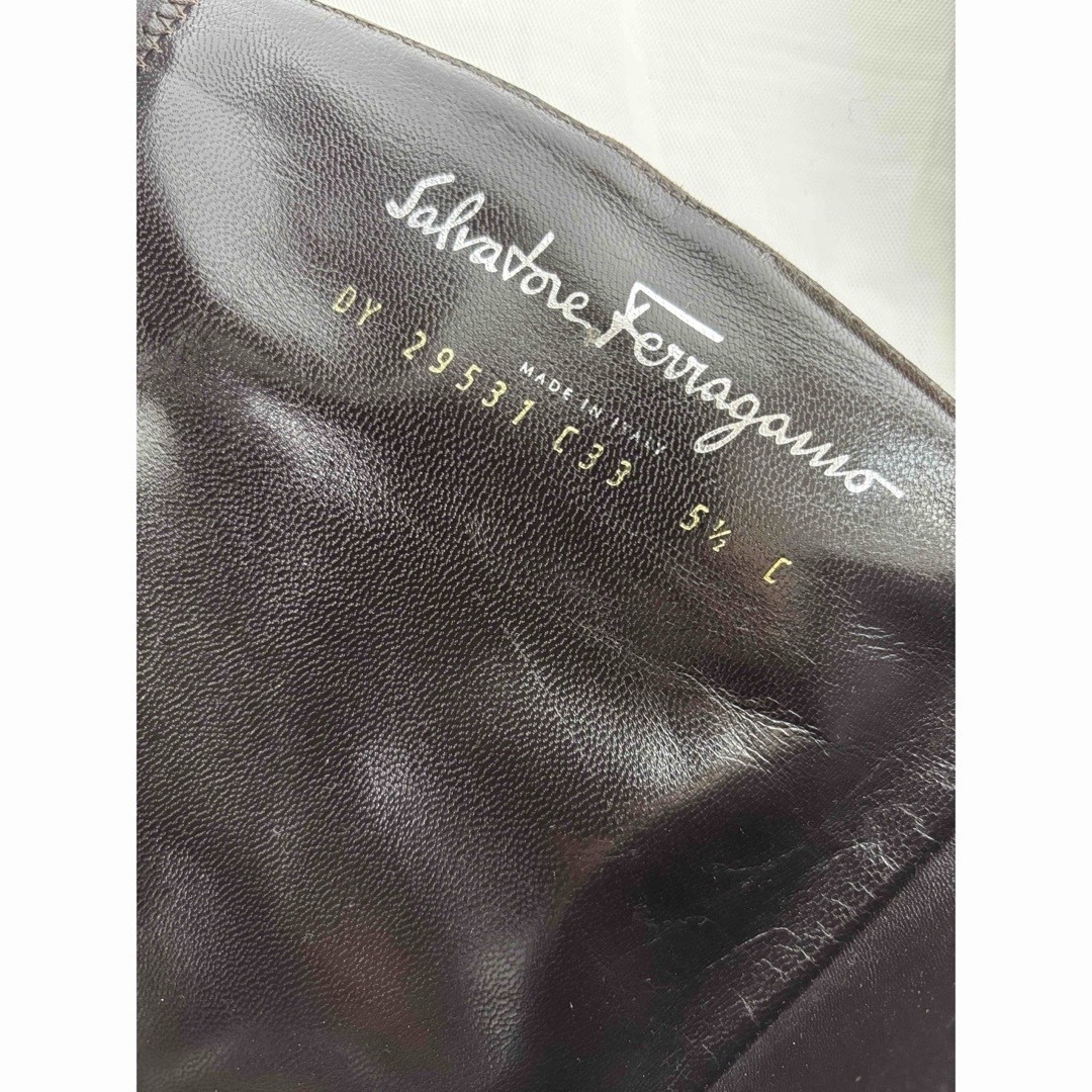 Salvatore Ferragamo(サルヴァトーレフェラガモ)のサルヴァトーレフェラガモ ブーツ ロング ガンチーニ 茶 ブラウン レザー レディースの靴/シューズ(ブーツ)の商品写真