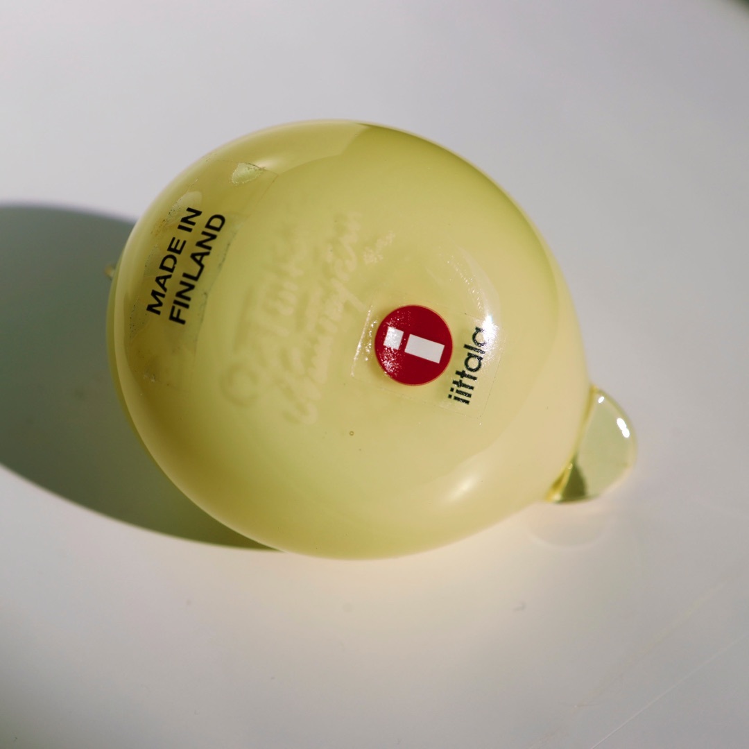 Puffball イエロー オイバトイッカ イッタラ バード oiva Puffball イエロー オイバトイッカ イッタラ バード oiva