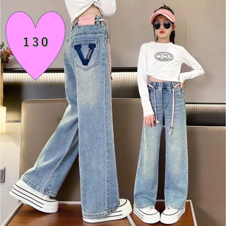 キッズデニム 新品130 紐ベルト付き　Vデザイン　ジーパン　女の子　ワイド韓国(パンツ/スパッツ)