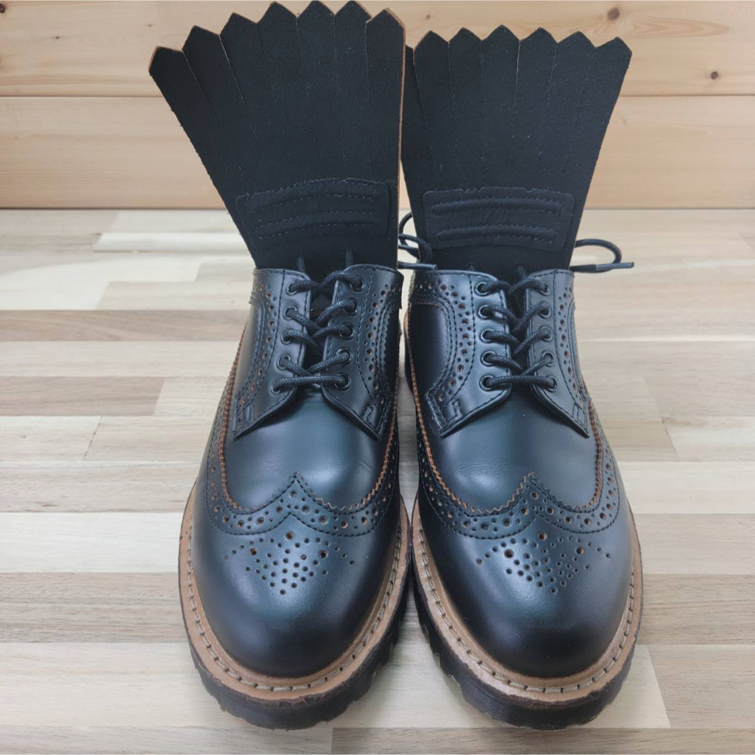 Dr.Martens - ドクターマーチン ウイングチップ タッセル 付き Dr.Martens - ドクターマーチン ウイングチップ タッセル 付き