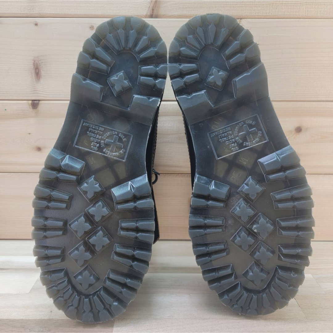 Dr.Martens - ドクターマーチン ウイングチップ タッセル 付き Dr.Martens - ドクターマーチン ウイングチップ タッセル 付き