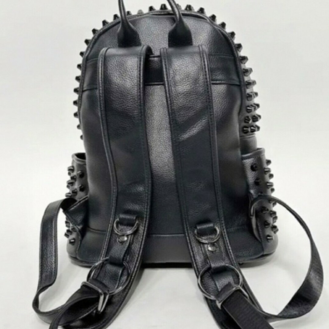 REFLEM - KRY 新作 BACKPACK 7 新品未使用品スタッズリュックの REFLEM - KRY 新作 BACKPACK 7 新品未使用品スタッズリュックの