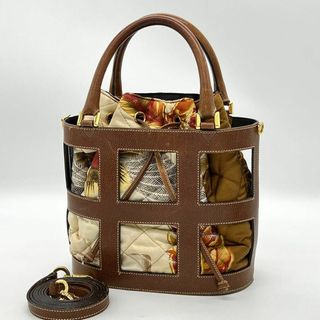 Salvatore Ferragamo - 【美品】Ferragamo ハンドバッグ 巾着 Salvatore Ferragamo - 【美品】Ferragamo ハンドバッグ 巾着
