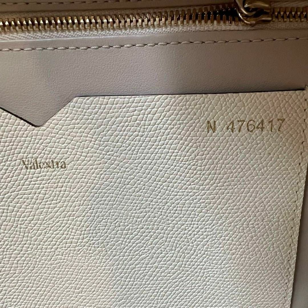 valextra バレクストラ【極美品】セリエエッセ ミディアム valextra バレクストラ【極美品】セリエエッセ ミディアム