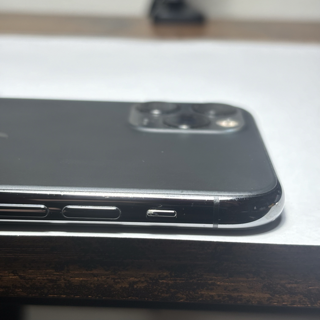 iPhone11 pro 256GB 本体 スペースグレイ iPhone11 pro 256GB 本体 スペースグレイ