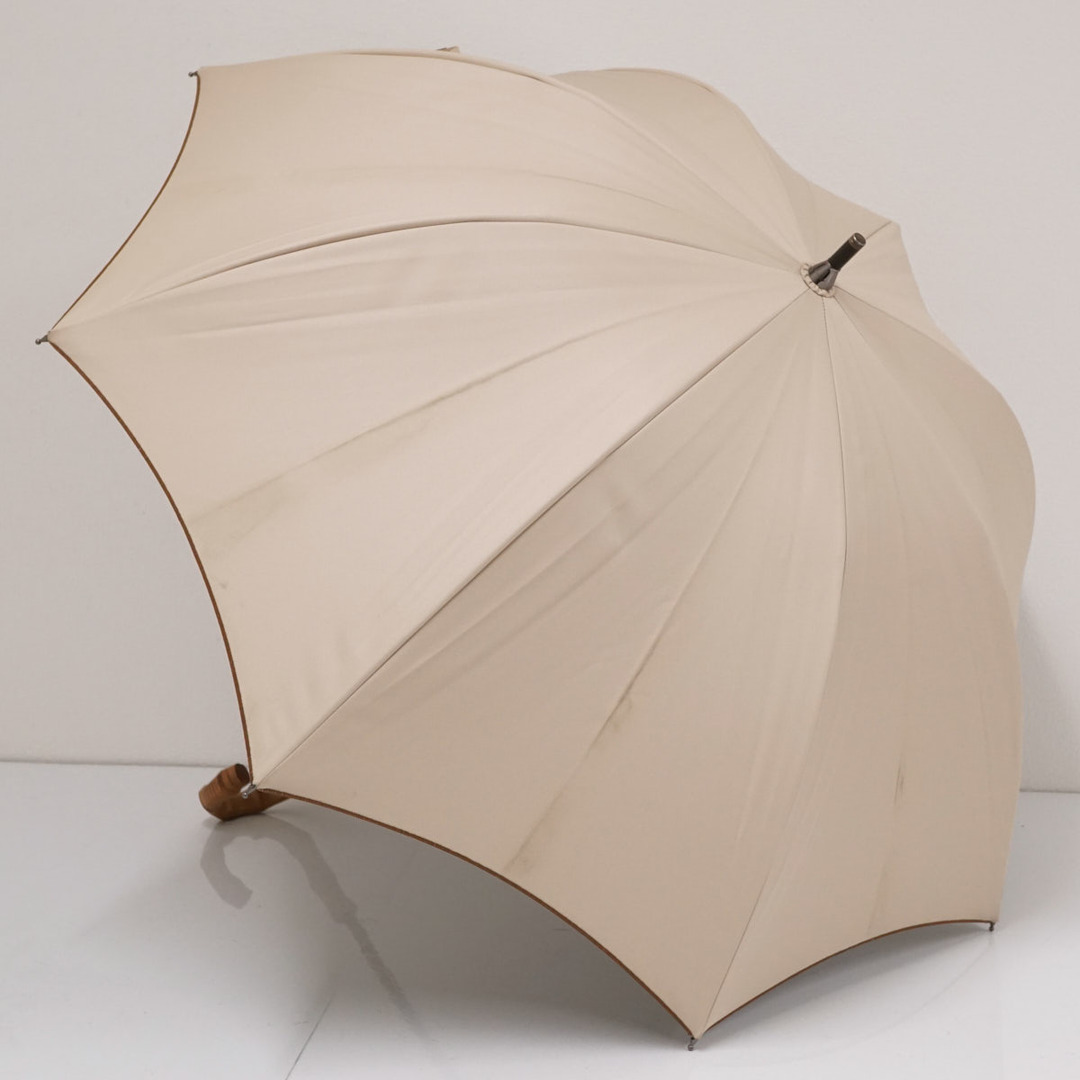 ROSE BLANC - 芦屋ロサブラン 完全遮光日傘 USED美品 ショート ROSE BLANC - 芦屋ロサブラン 完全遮光日傘 USED美品 ショート