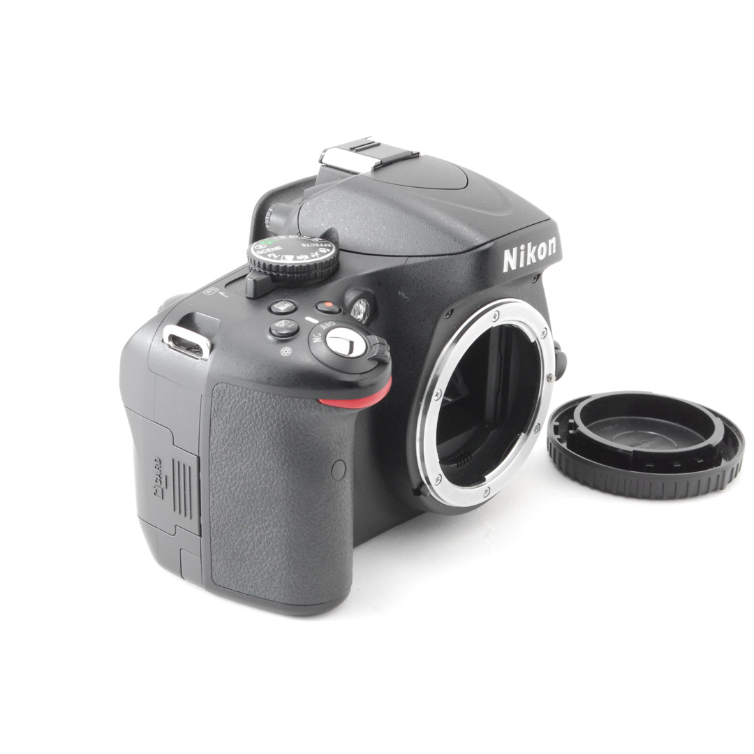 美品✨ニコン D5100❤️ラクラク自撮り❤️バリアングル液晶搭載 美品✨ニコン D5100❤️ラクラク自撮り❤️バリアングル液晶搭載