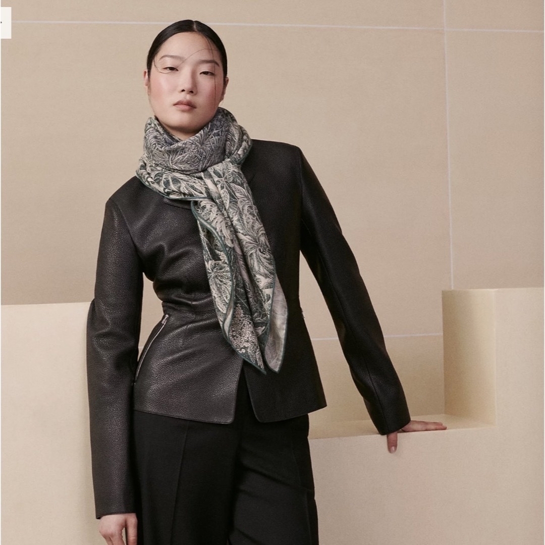 HERMES - エルメス カレジェアン カシミヤシルク 《パレルモの HERMES - エルメス カレジェアン カシミヤシルク 《パレルモの