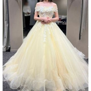 フランス風 ウェディングドレス シャンパン色 オフショルダー 花モチーフ 花嫁(ウェディングドレス)