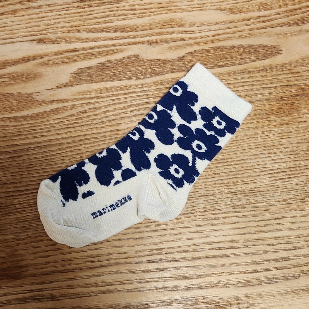 marimekko(マリメッコ)のマリメッコ 靴下 キッズ キッズ/ベビー/マタニティのこども用ファッション小物(靴下/タイツ)の商品写真