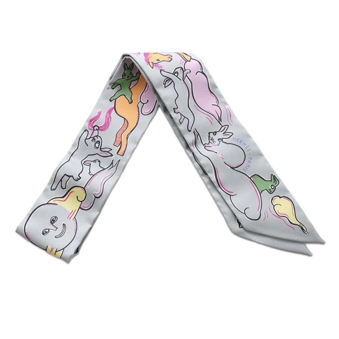 エルメス スカーフ ツイリー 千と一のウサギ Mille et Un Lapins エルメス スカーフ ツイリー 千と一のウサギ Mille et Un Lapins