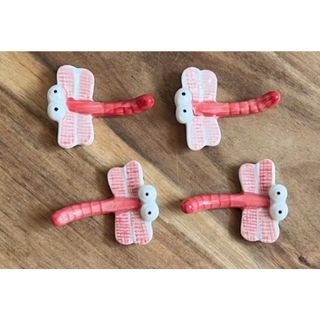 【新品】赤とんぼの箸置き(4つ)(食器)
