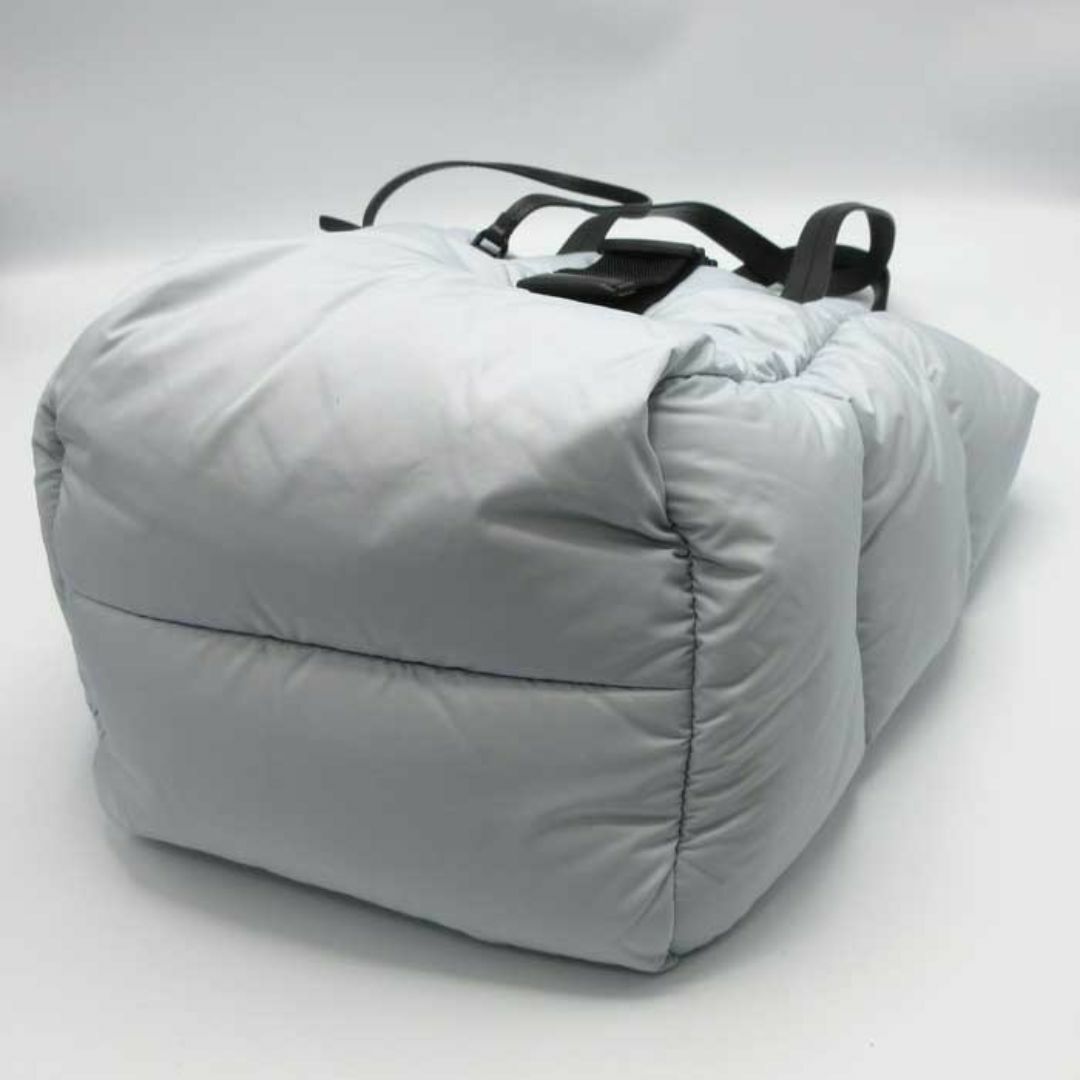 MONCLER - 【新品】モンクレール 5D00002 M2423 90F (ライト MONCLER - 【新品】モンクレール 5D00002 M2423 90F (ライト