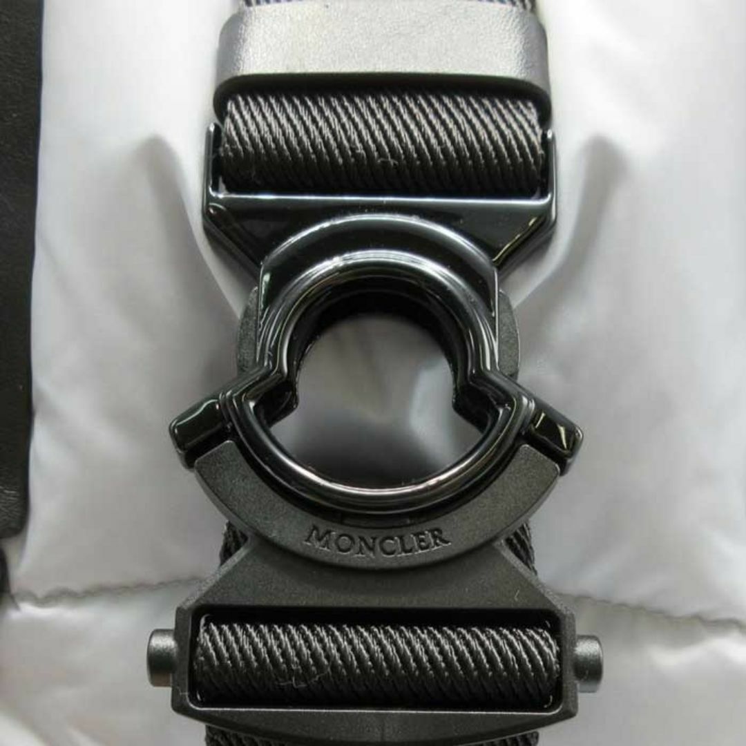 MONCLER - 【新品】モンクレール 5D00002 M2423 90F (ライト MONCLER - 【新品】モンクレール 5D00002 M2423 90F (ライト