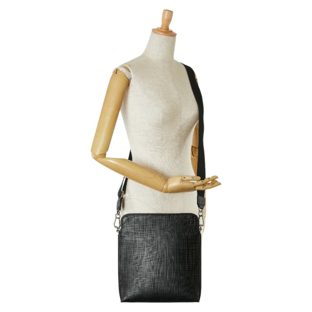 LOEWE - 美品 ロエベ アナグラムロゴ ゴヤ ショルダーバッグ PVC LOEWE - 美品 ロエベ アナグラムロゴ ゴヤ ショルダーバッグ PVC