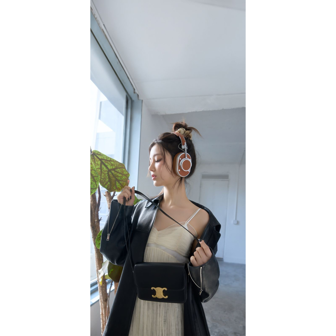 CELINE - 新品セリーヌ CELINE MASTER&DYNAMIC ワイヤレス CELINE - 新品セリーヌ CELINE MASTER&DYNAMIC ワイヤレス
