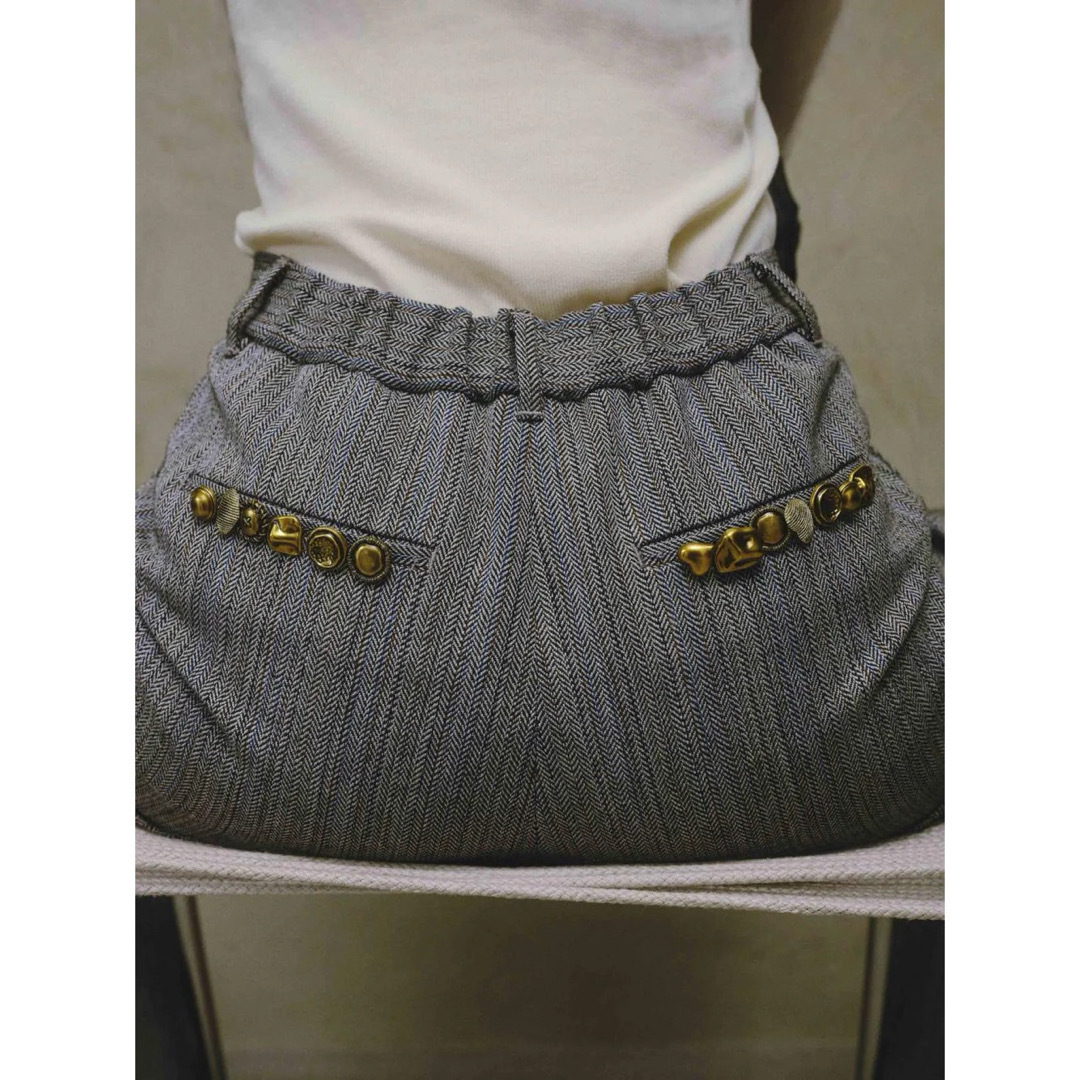 AMERI UND MANY MOTIF BUTTON PANTS カジュアルパンツ AMERI UND MANY MOTIF BUTTON PANTS カジュアルパンツ