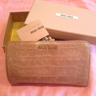 ミュウミュウ(MIU MIU)のmiumiu＊長財布(財布)