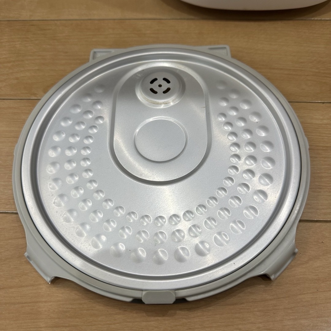 東芝 - 東芝 TOSHIBA 炊飯器 RC-10HR 5.5合炊き 2021年製の通販 by Kマーケット|トウシバならラクマ 東芝 - 東芝 TOSHIBA 炊飯器 RC-10HR 5.5合炊き 2021年製の通販 by Kマーケット|トウシバならラクマ