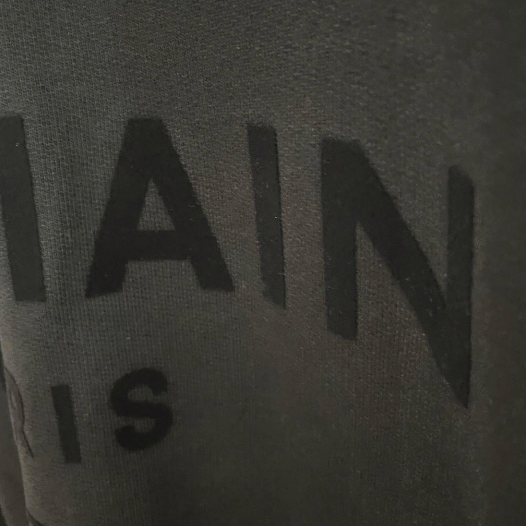 即完売モデル】 バルマン BALMAIN センターロゴ スウェット 入手困難 即完売モデル】 バルマン BALMAIN センターロゴ スウェット 入手困難
