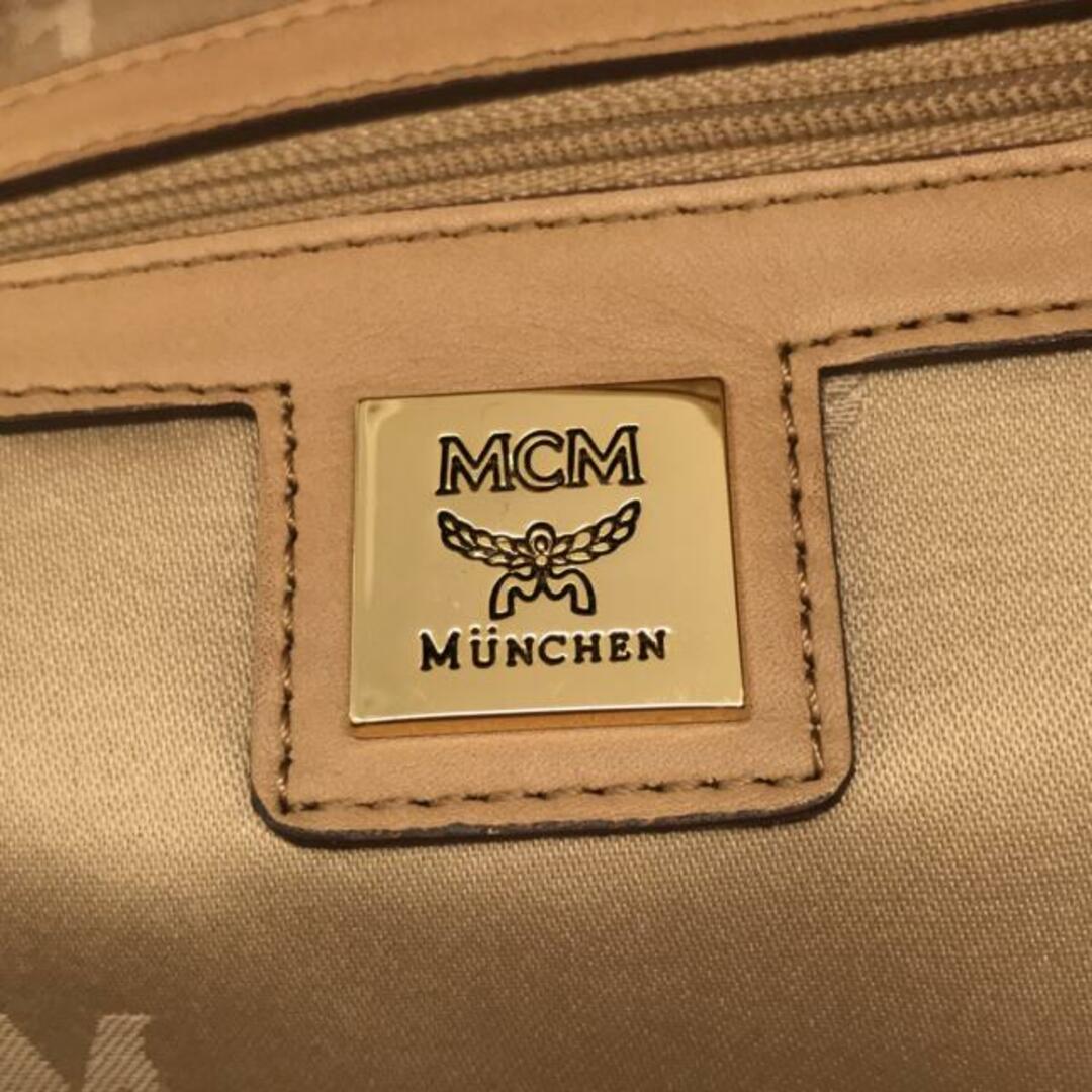 MCM(エムシーエム) リュックサック MWK1SVE01IG001 ベージュ×黒 MCM(エムシーエム) リュックサック MWK1SVE01IG001 ベージュ×黒