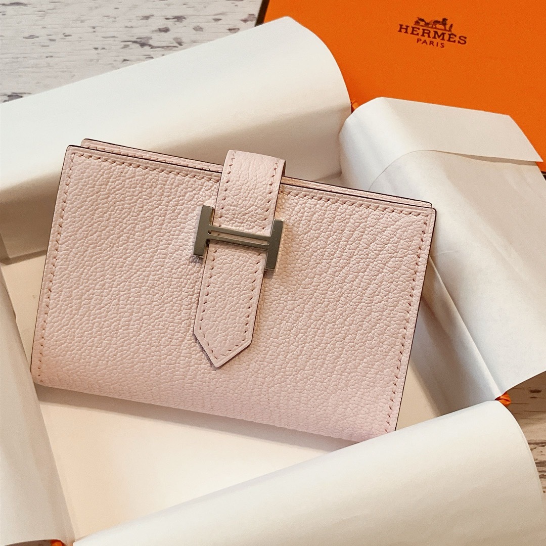 HERMES - 新色!激レア! エルメス ベアンミニ ローズダーリン HERMES - 新色!激レア! エルメス ベアンミニ ローズダーリン